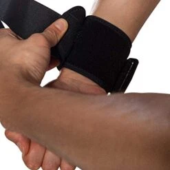 BraceUP Wrist Wraps 16 BraceUP Wrist Wraps -Quality Fitness Equipment Store f7696a9b362ac5a51c3dc8f098b73923 5d0a7579ca6f3